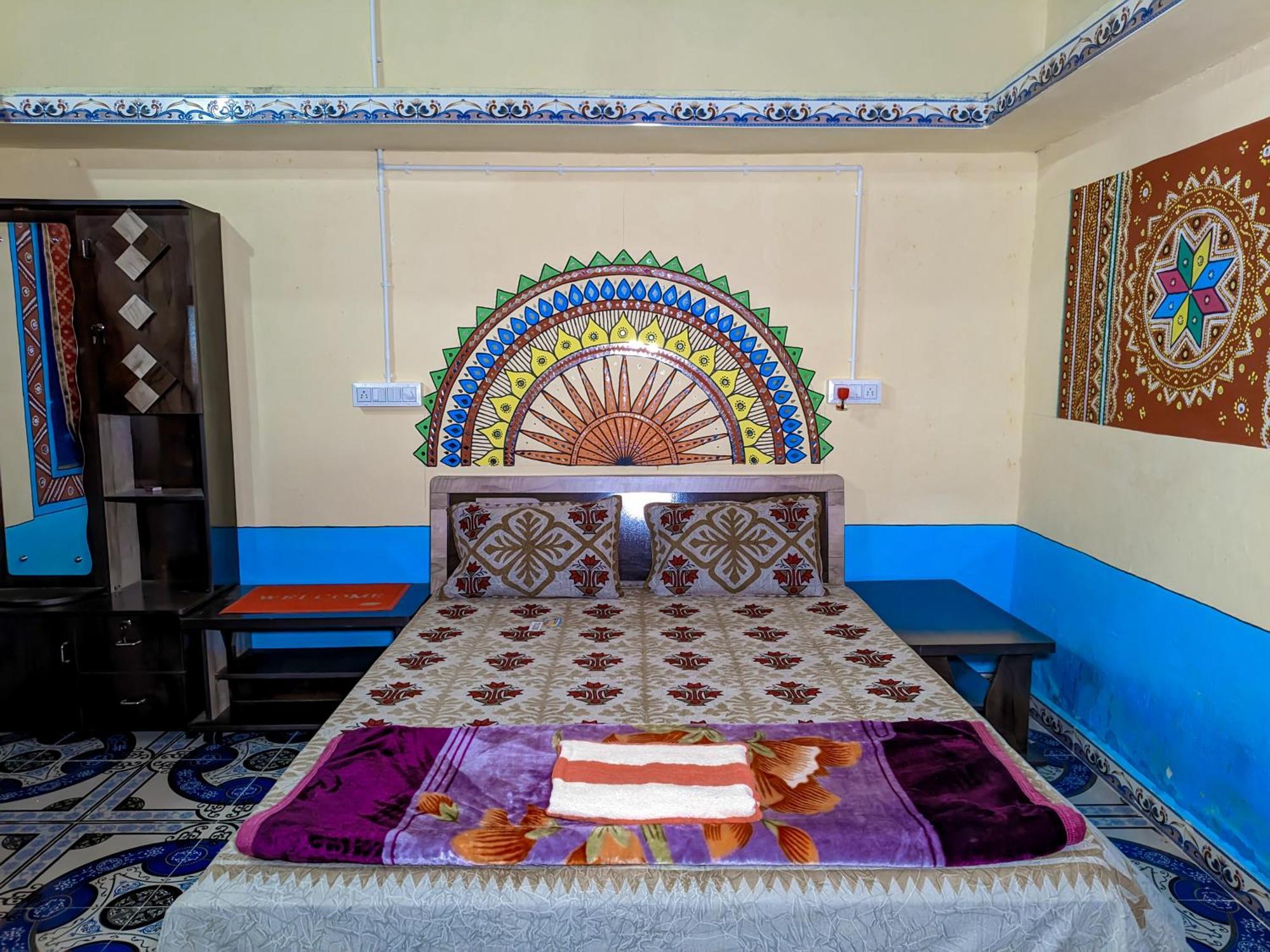 White Land Villagestay Dhordo Ngoại thất bức ảnh
